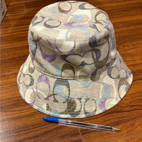 Coach Patterned Bucket Hat - Picture 7 of 7